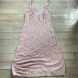 Lorraine/slip dress night gown/pink/size 34